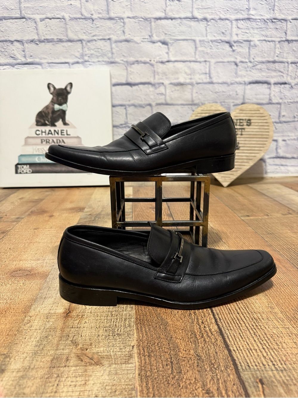 Hugo Boss Mens Black Leather Loafers Dress Shoes Silver Hardware Slip On Size 9